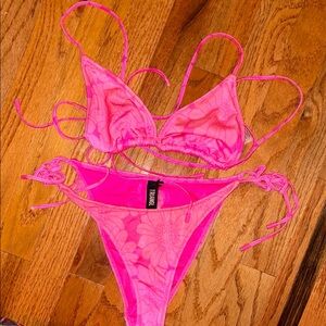 Triangl Swimwear Vibrant Pink Bikini large top medium bottoms